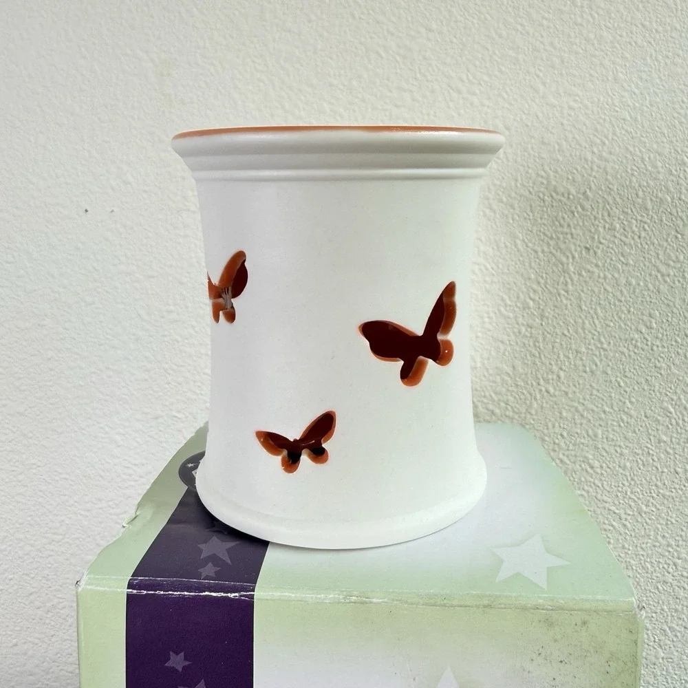 Scentsy Lacewig Plug-In Wax Warmer Butterfly‎ Cutouts Orange Nightlight New Open